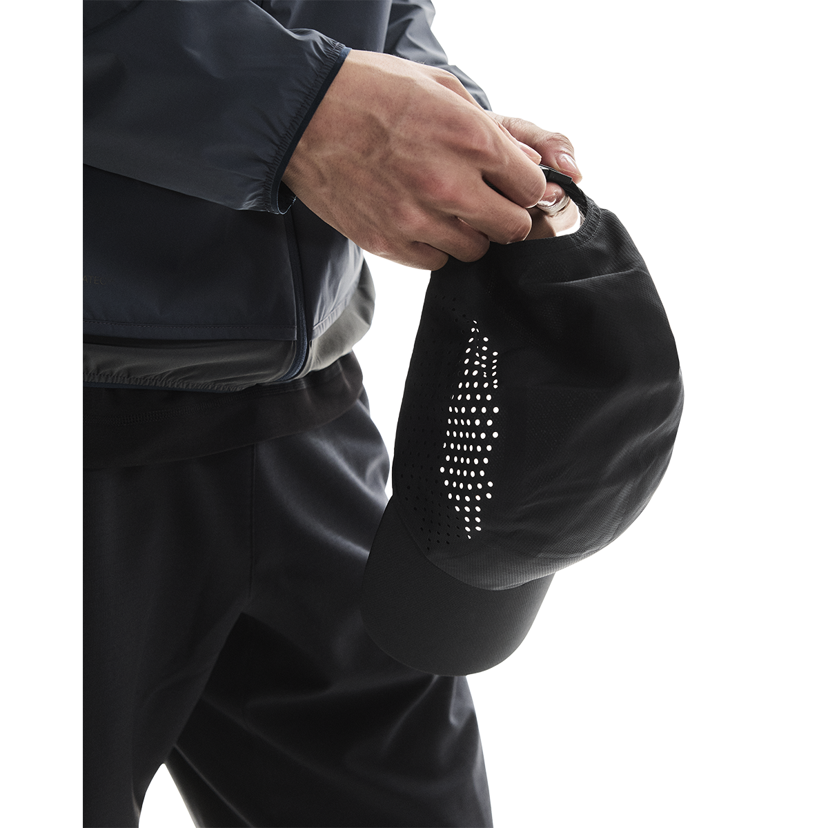 On Lightweight Cap