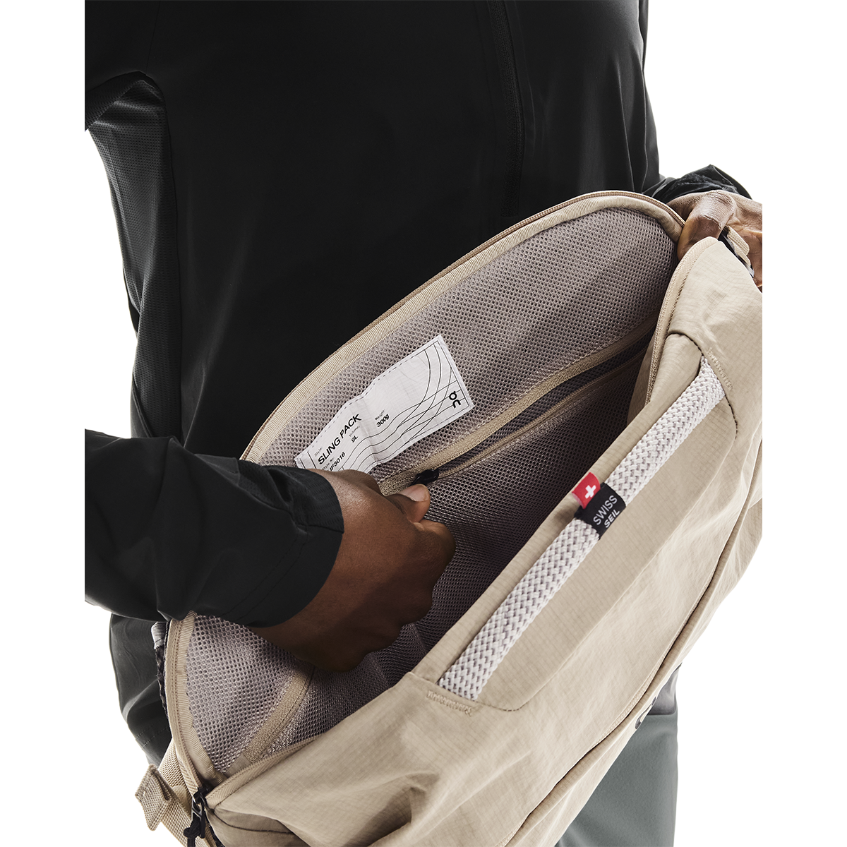 ON Sling Pack 9L