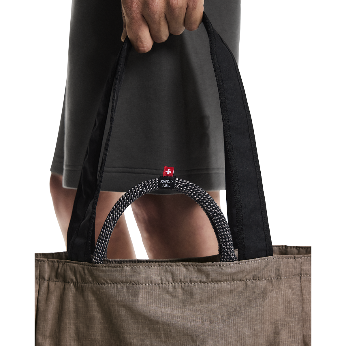 ON Tote Pack 25L