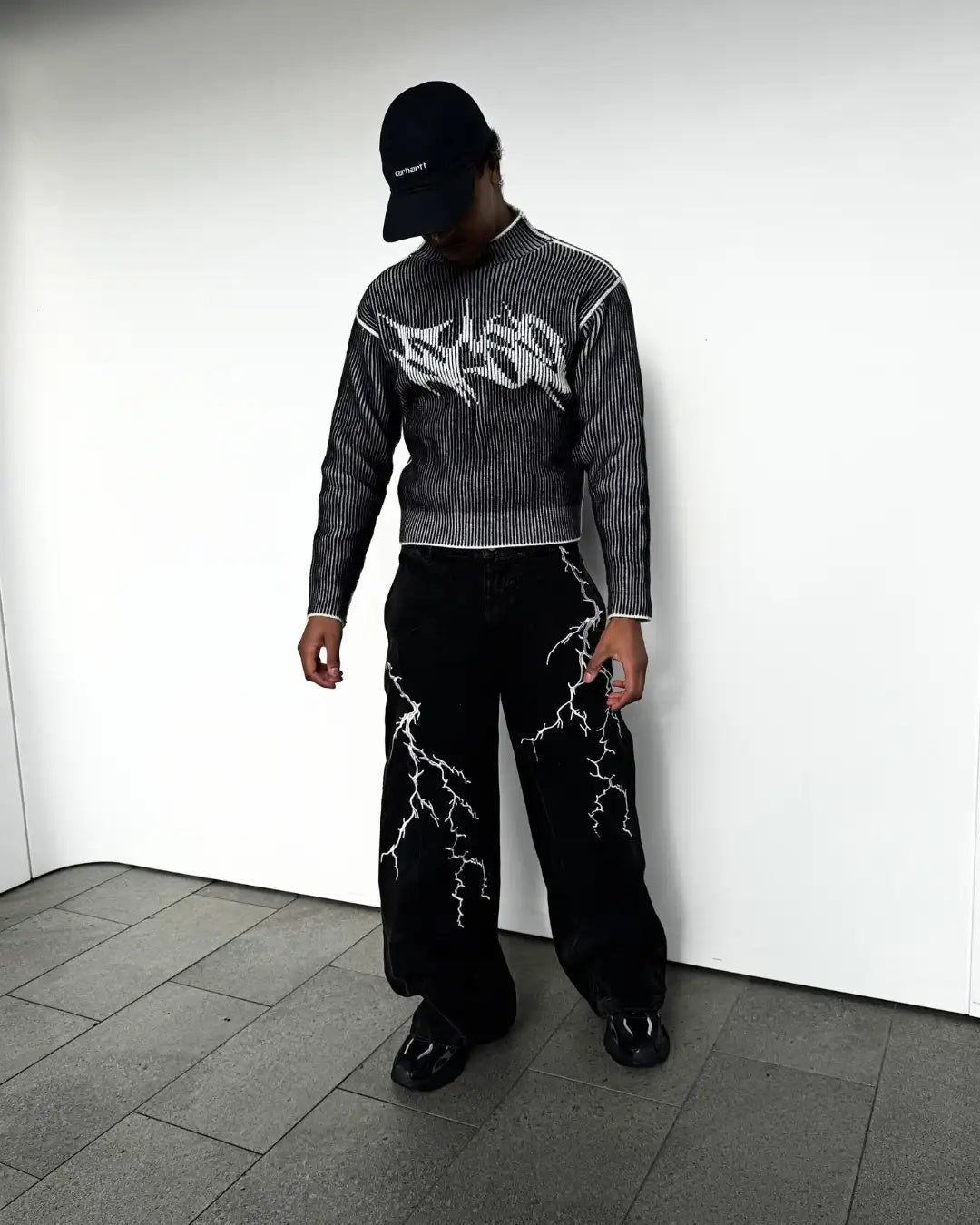 "Raven" Knit
