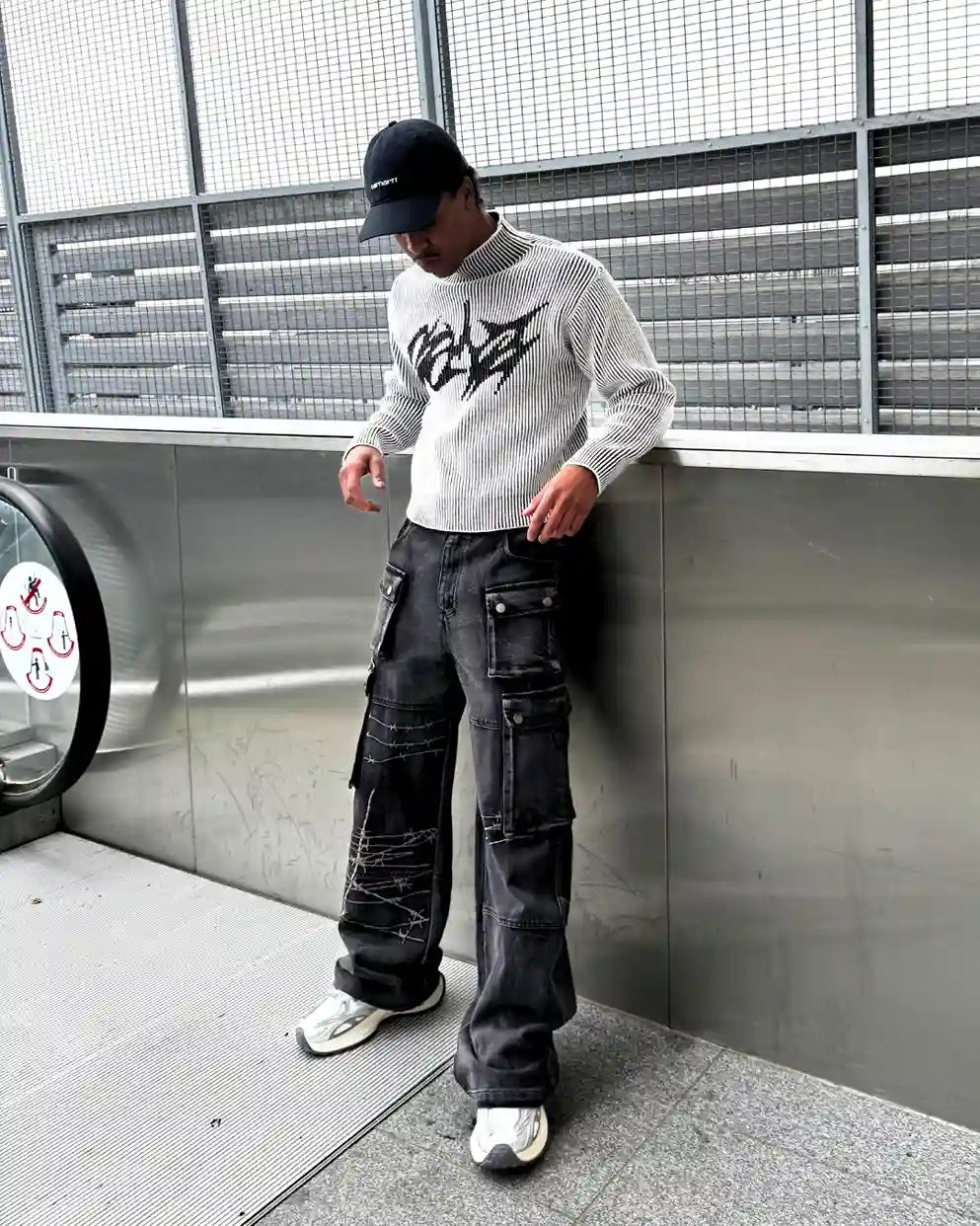 "Raven" Knit