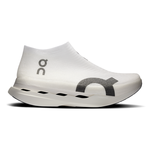ON Cloudboom Strike LS